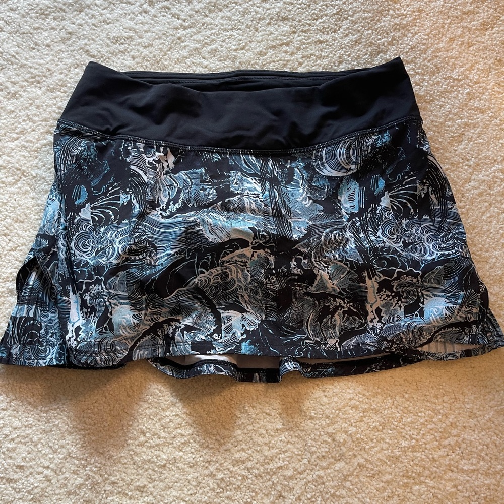 Lululemon play off the pleats Skirt
